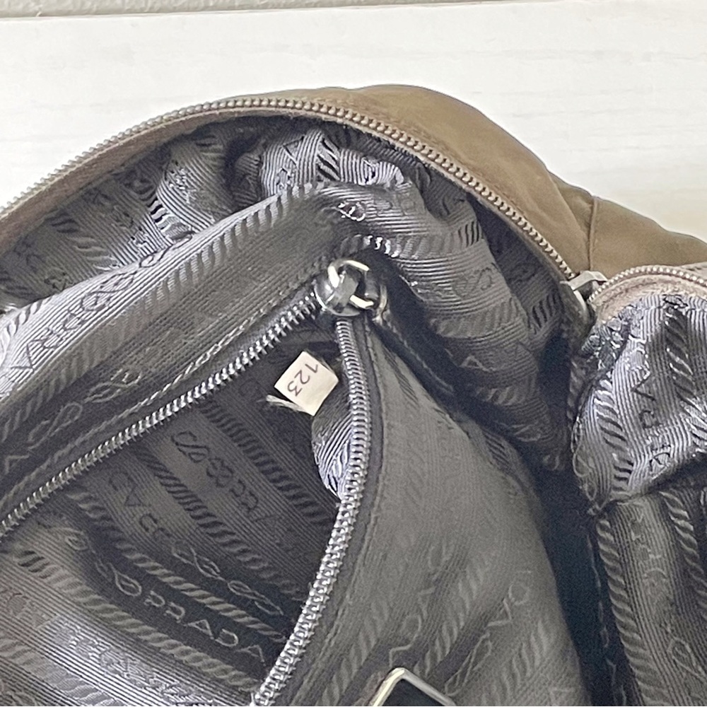 Prada RARE dark green brown nylon triangle logo Boston bag vintage - Picture 14 of 15